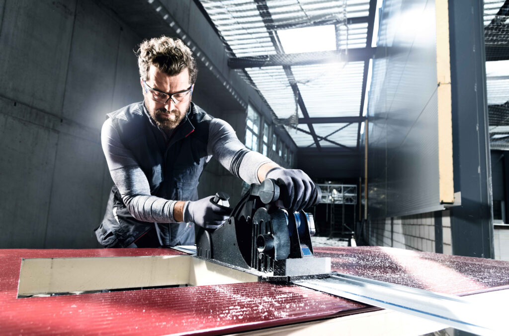 Small Cutting Machines – TRUMPF Electric and Battery-Powered