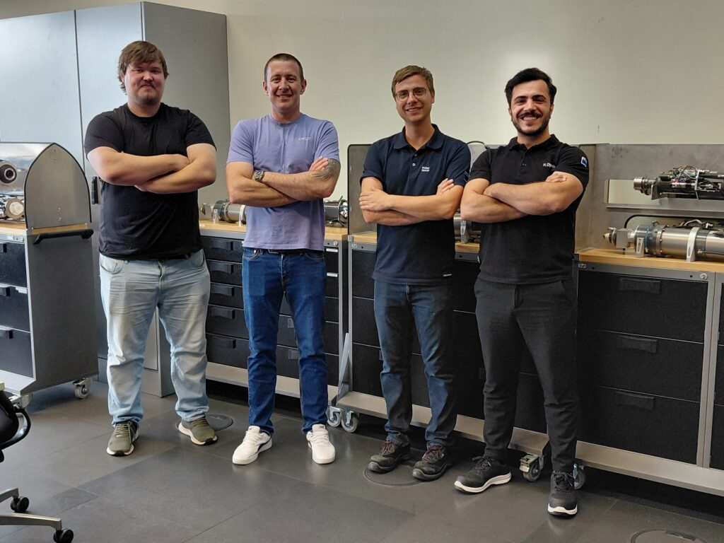 Retecon Technicians Trained Overseas | Industry-Leading Service & Expertise